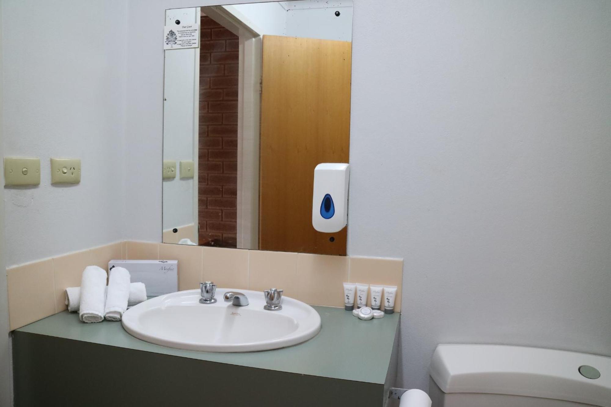 Corowa Golf Club Motel מראה חיצוני תמונה